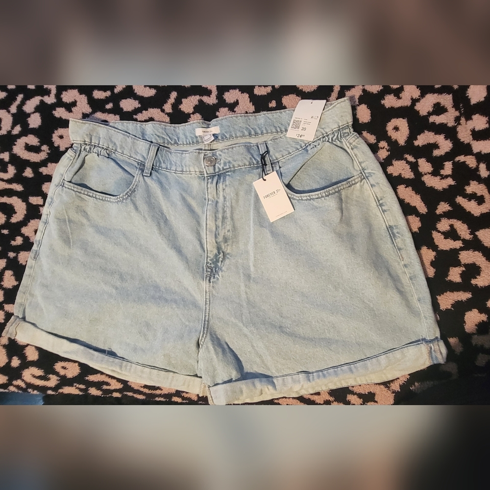 Forever 21 Light Wash Jean Shorts